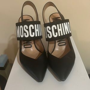 MOSCHINO SLINGBACK PUMPS 🖤